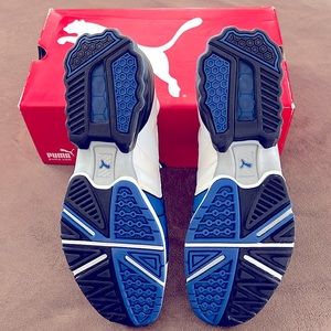 Puma Sneakers